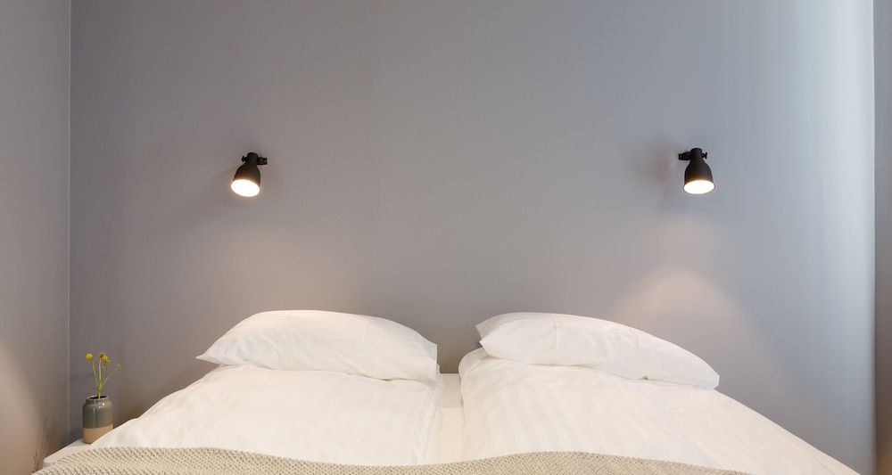 Apartment, 3 Bedrooms, Balcony (Hverfisgata 55)