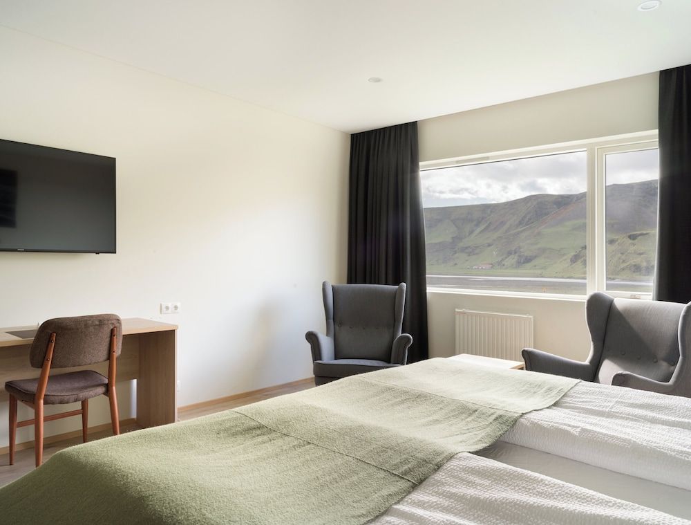 Hotel Katla by Keahotels Superior Double or Twin Room with Hot Tub Access 4