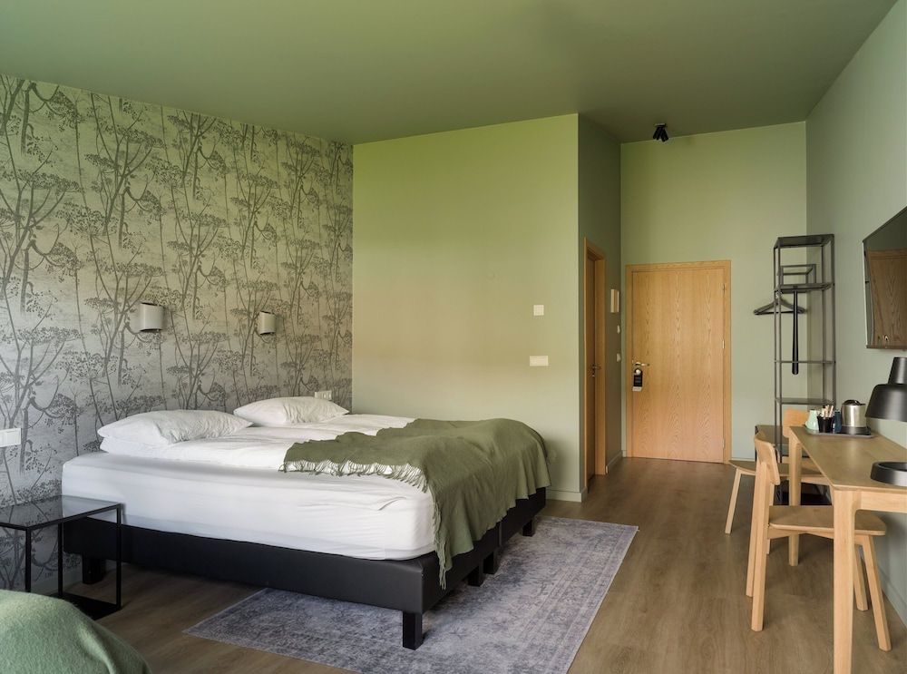 Hotel Katla by Keahotels Superior Triple Room with Hot Tub Access
