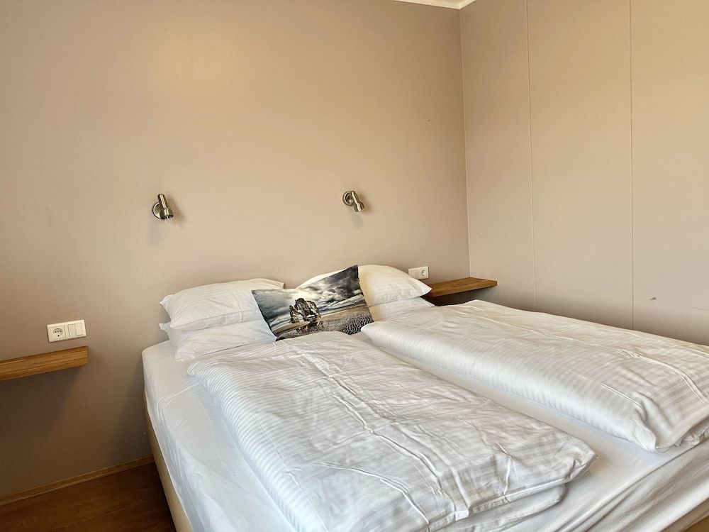 Albert Guesthouse Double Room, Private Bathroom 2