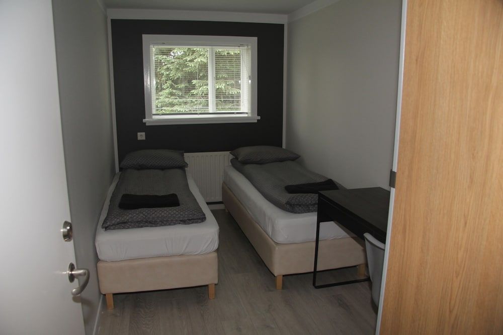 Twin Room, Shared Bathroom
