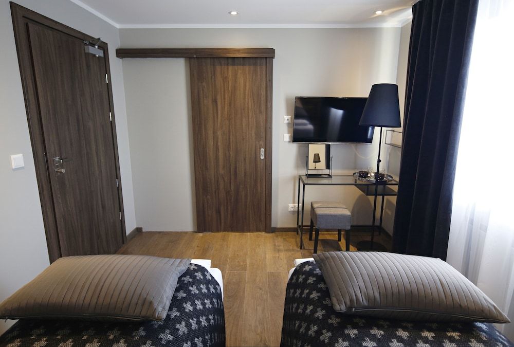Keflavik Micro Suites Double or Twin Room 11