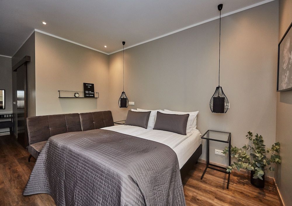 Keflavik Micro Suites Triple Room