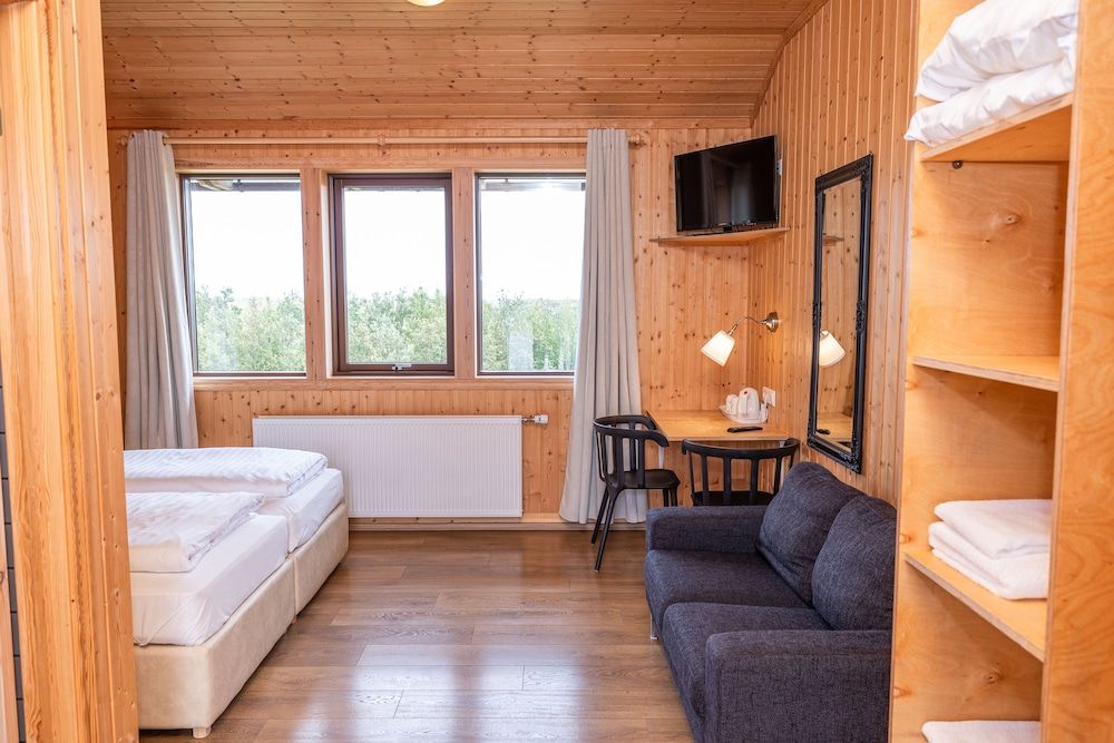 Arnanes Country Hotel Double Room, 2 Twin Beds, Private Bathroom 10