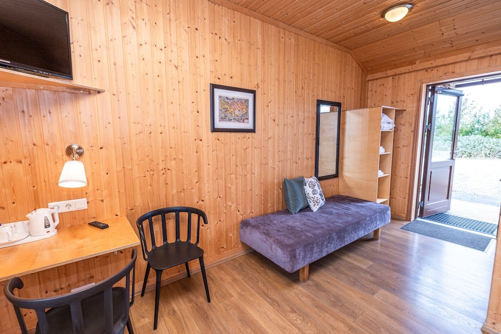 Arnanes Country Hotel Triple Room, 3 Twin Beds, Private Bathroom 19