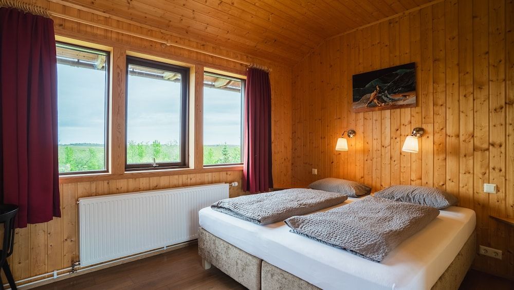 Arnanes Country Hotel Triple Room, 3 Twin Beds, Private Bathroom