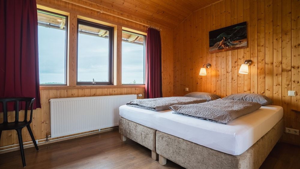 Arnanes Country Hotel Triple Room, 3 Twin Beds, Private Bathroom 3