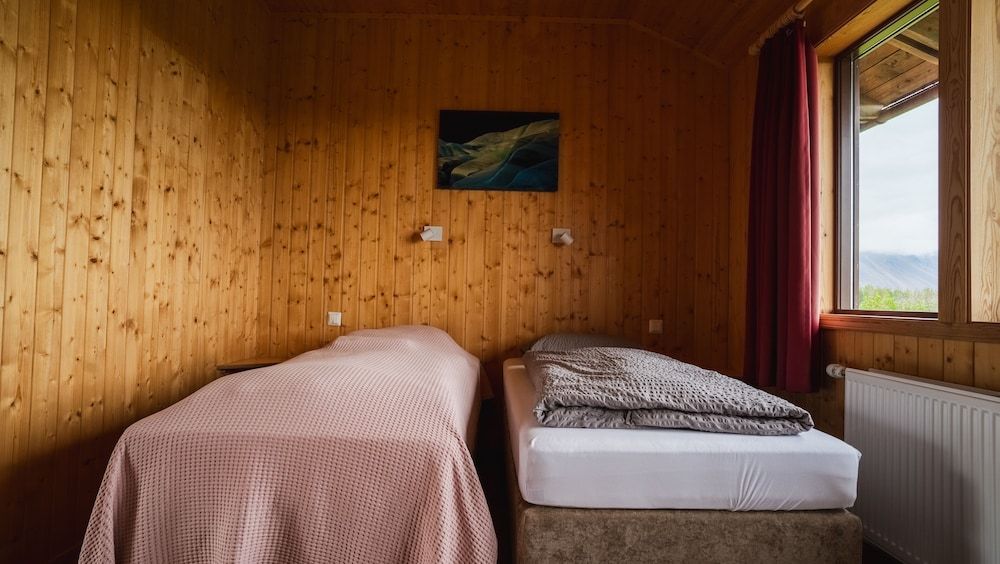 Arnanes Country Hotel Triple Room, 3 Twin Beds, Private Bathroom 15