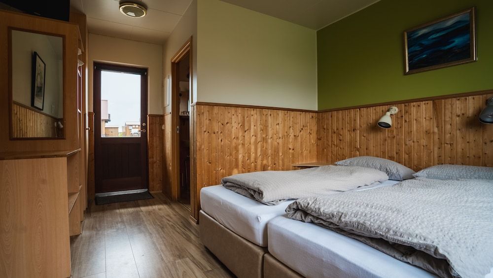 Arnanes Country Hotel Double Room, 2 Twin Beds, Private Bathroom 6