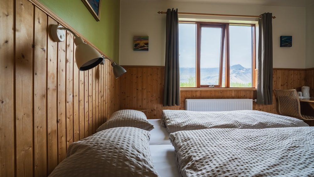 Arnanes Country Hotel Double Room, 2 Twin Beds, Private Bathroom 7