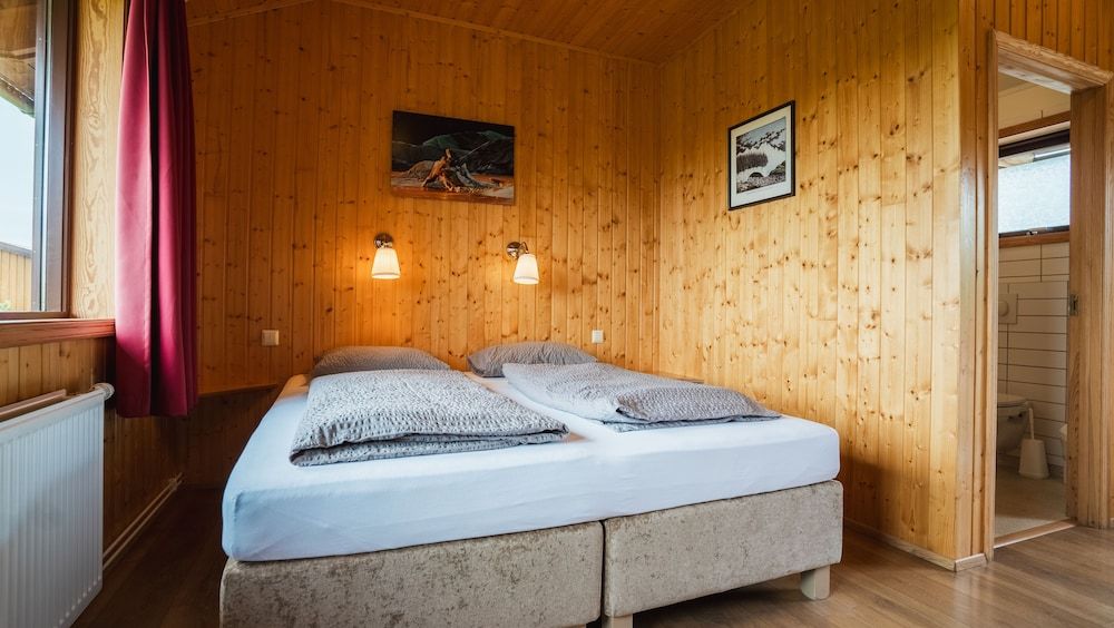 Arnanes Country Hotel Triple Room, 3 Twin Beds, Private Bathroom 7