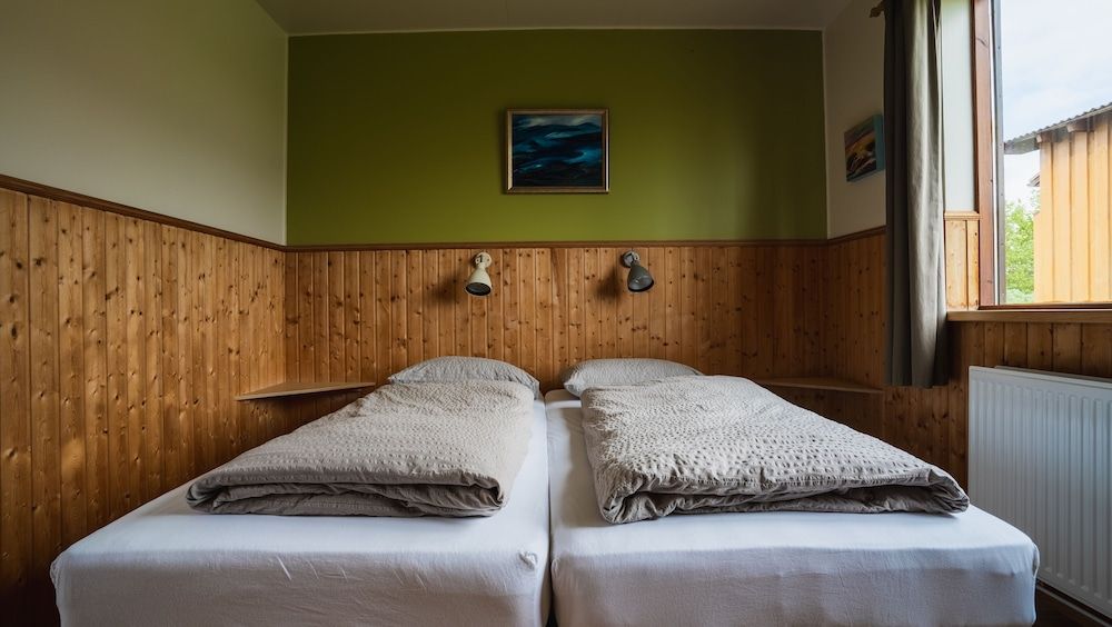 Arnanes Country Hotel Double Room, 2 Twin Beds, Private Bathroom 8