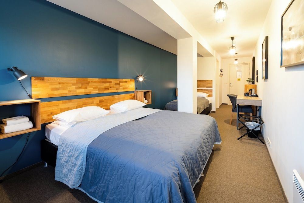 Adventure Hotel Hof Basic Triple Room, Multiple Beds 2