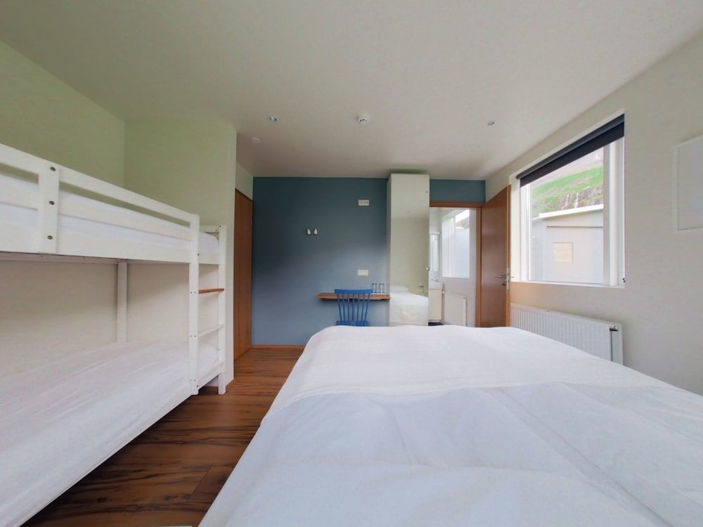 Quadruple Room, Private Bathroom