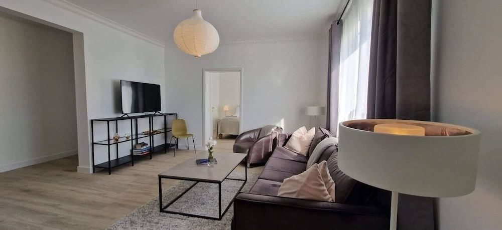 Theater Row Apartments Apartment, 3 Bedrooms, Mountain View 15