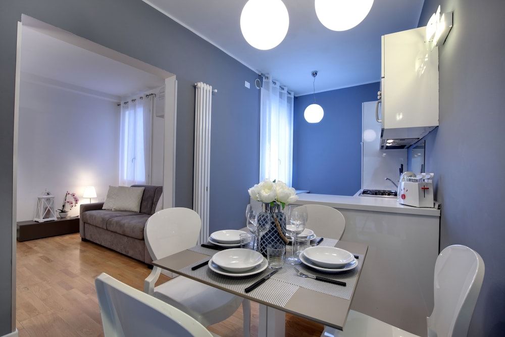 undefined Rialto Botteri Apartments 3