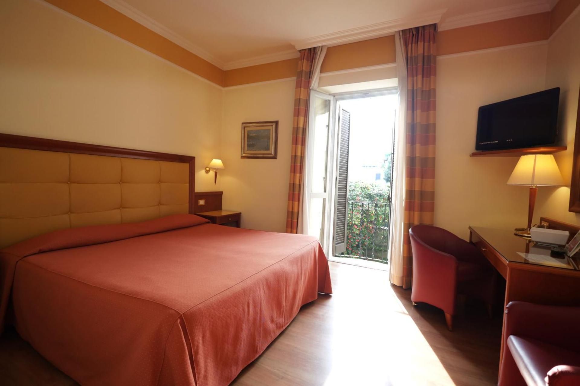 Superior Double or Twin Room with Garden View
