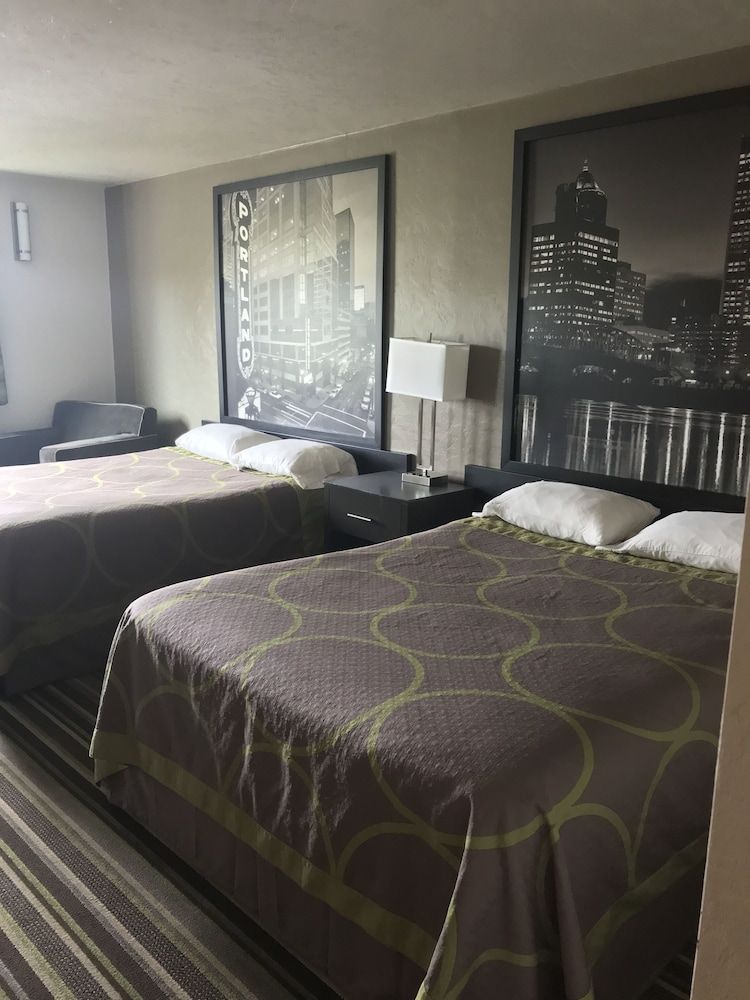 Standard Room, 2 Queen Beds, Non Smoking