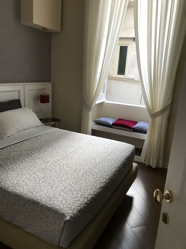 NovaNova Standard Double Room 2