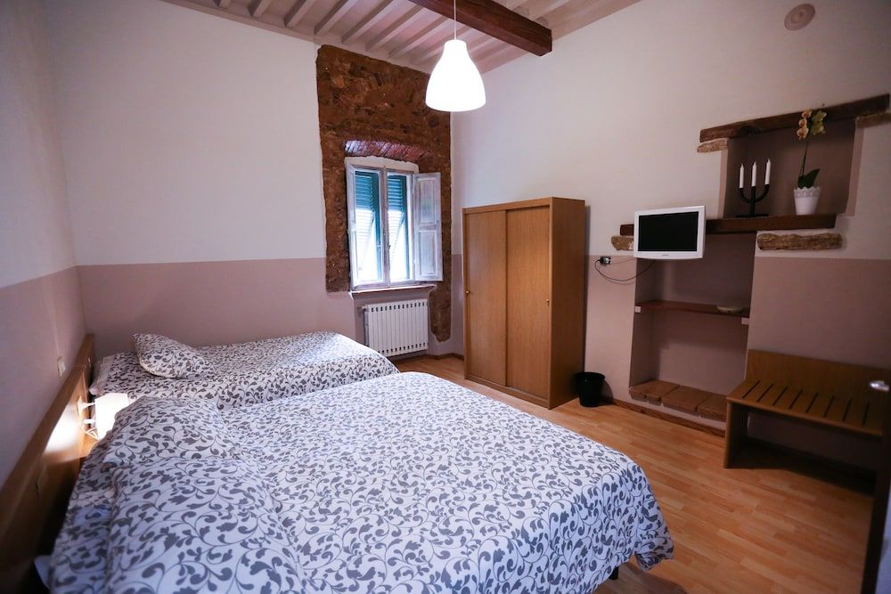 Basic Triple Room