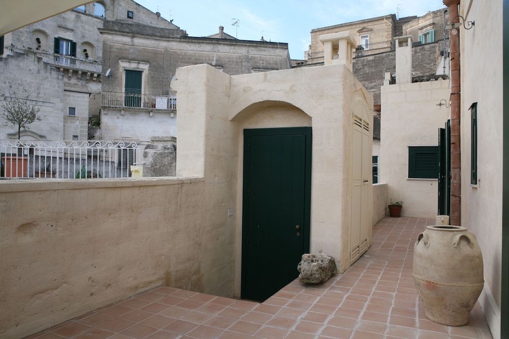 undefined Le Tre Vie Apartment & Room 3