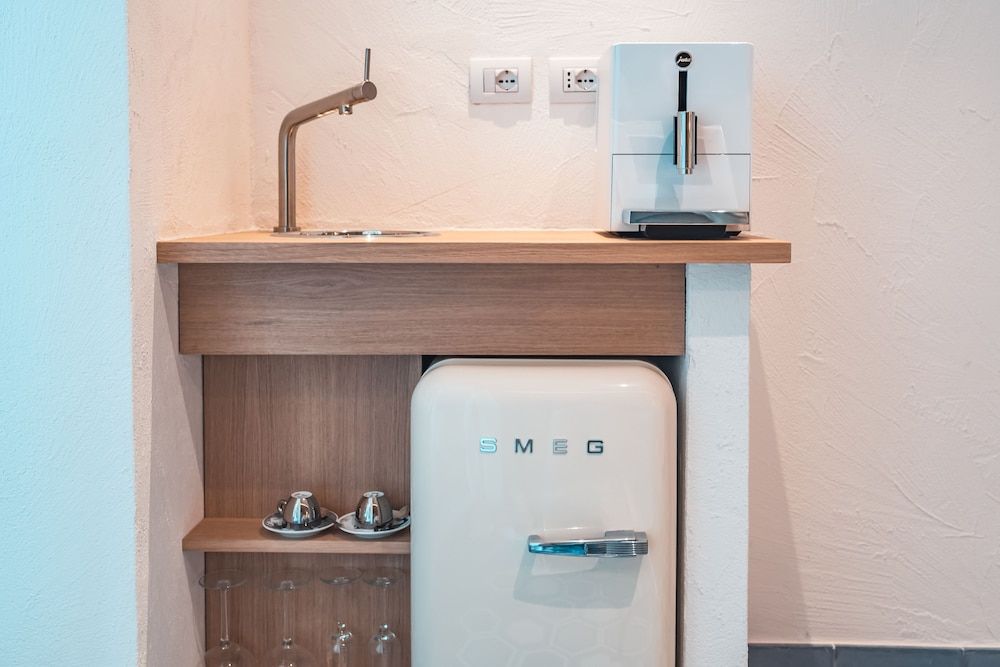 Medousa Bistrot & Suites Junior Suite, 1 King Bed, Terrace, Sea View 5