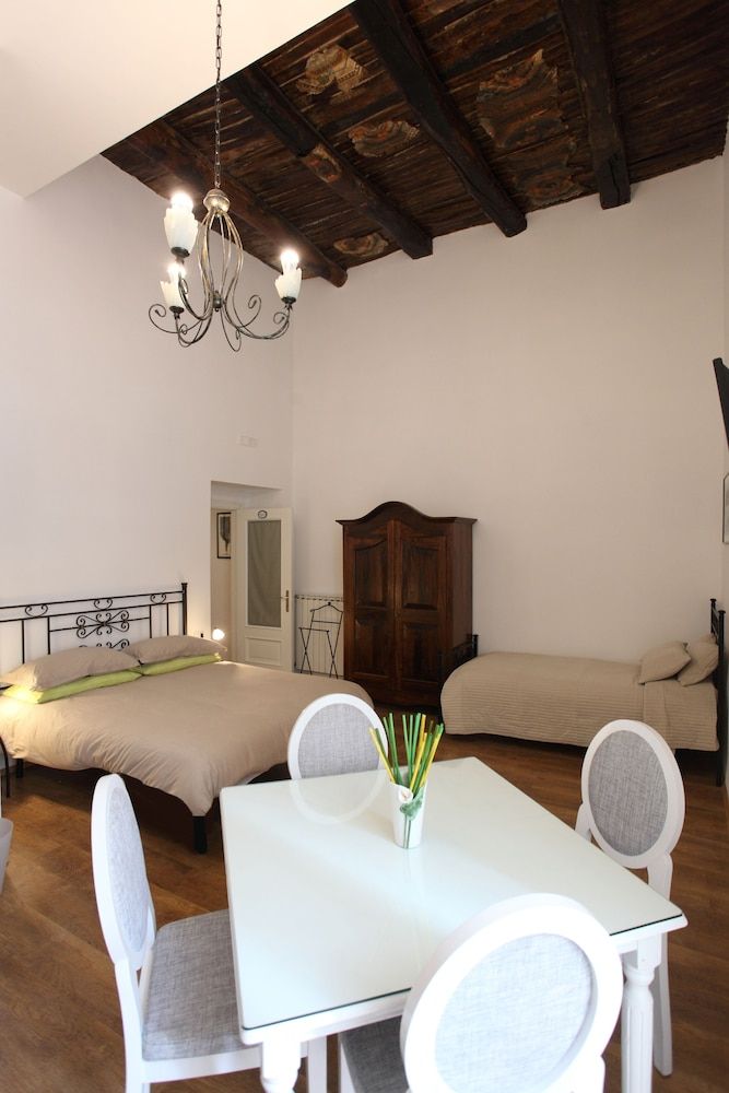 Napolipietrasanta LT Suite 7