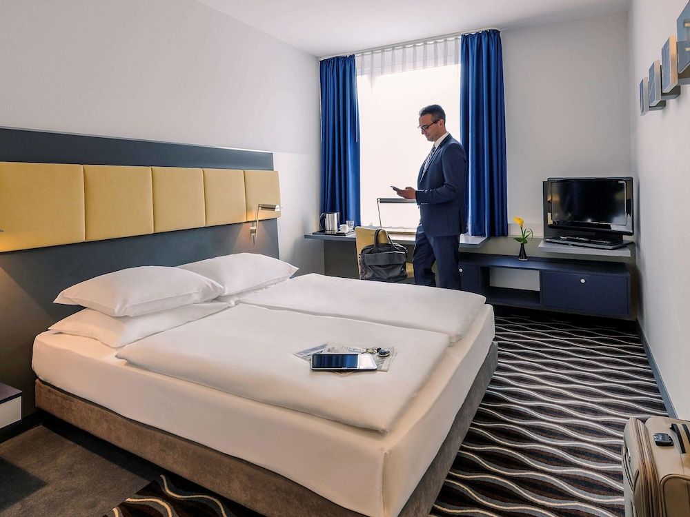 Privilege, Standard Room, 1 Queen Bed