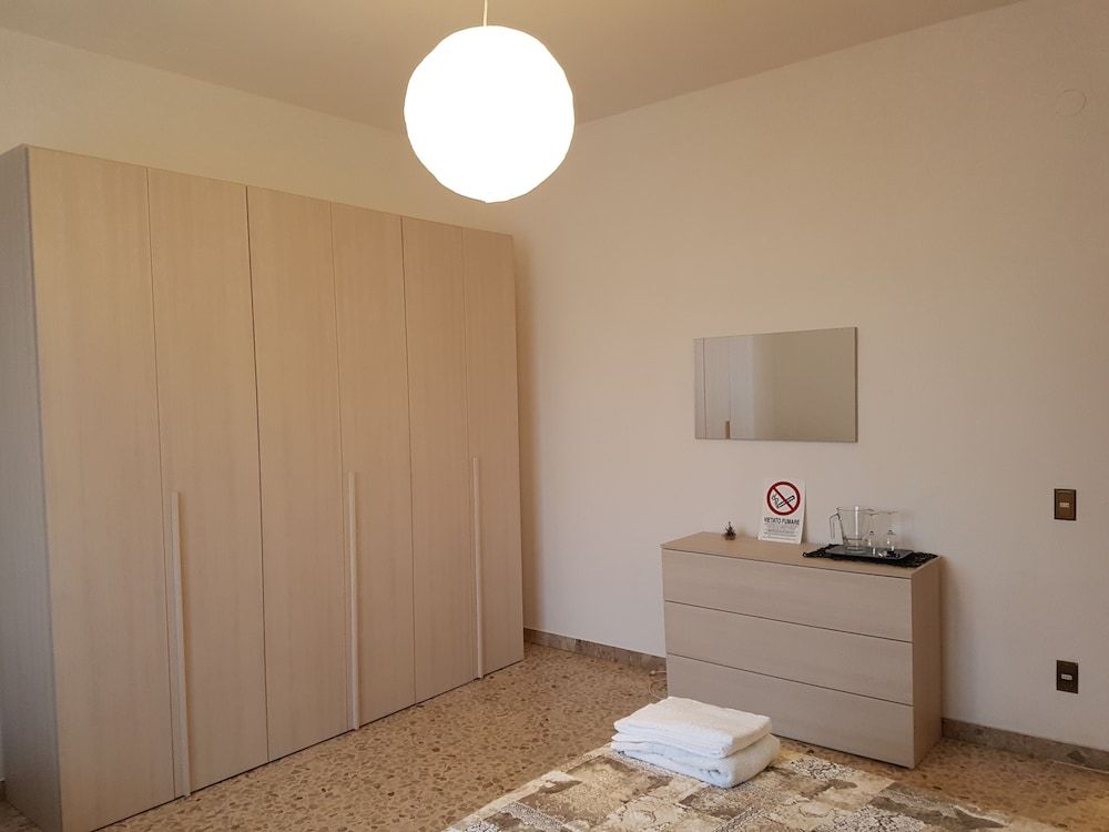 B&B Buscemi Double Room, Shared Bathroom 12