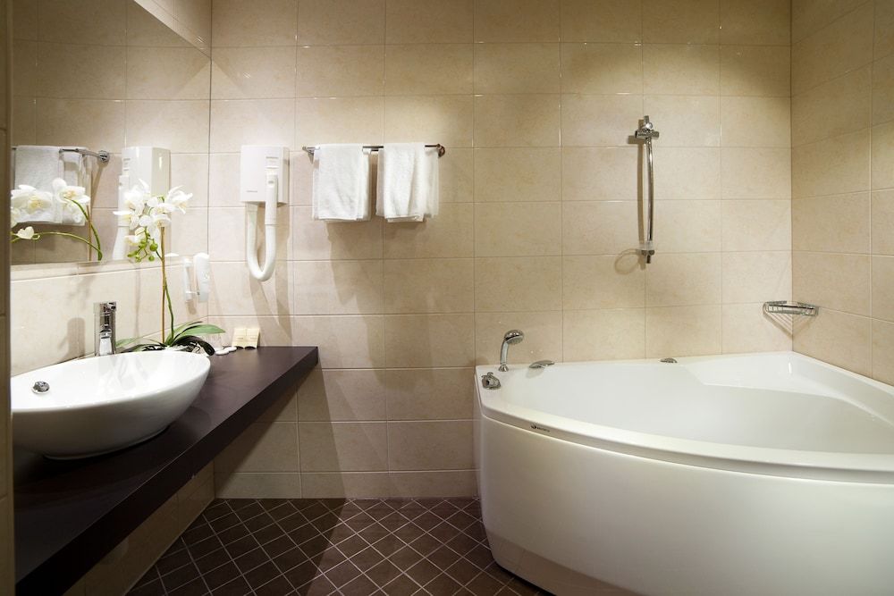 Kreutzwald Hotel Tallinn Zen room (Spa Bath) 5