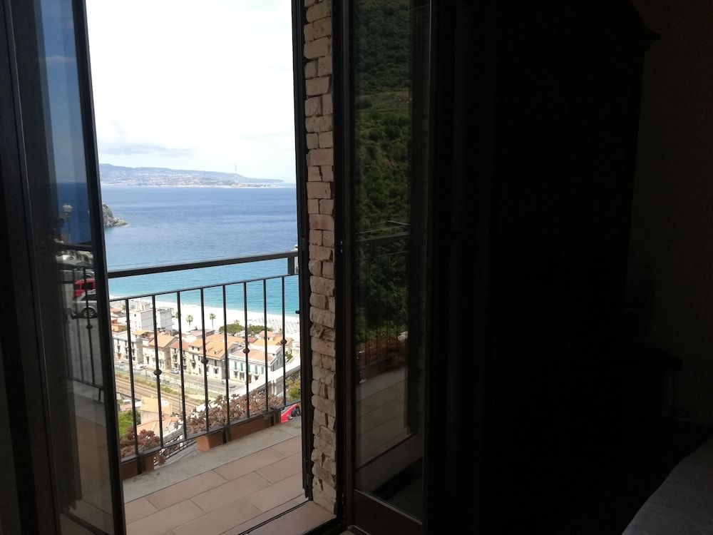 B&B La Bastia Double Room, Balcony, Sea View 10