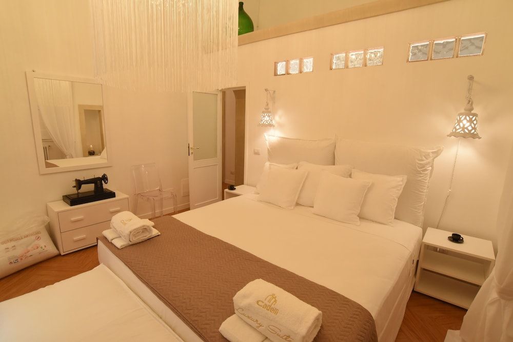 Cadelli Luxury Suite Apartment, 1 Bedroom 3