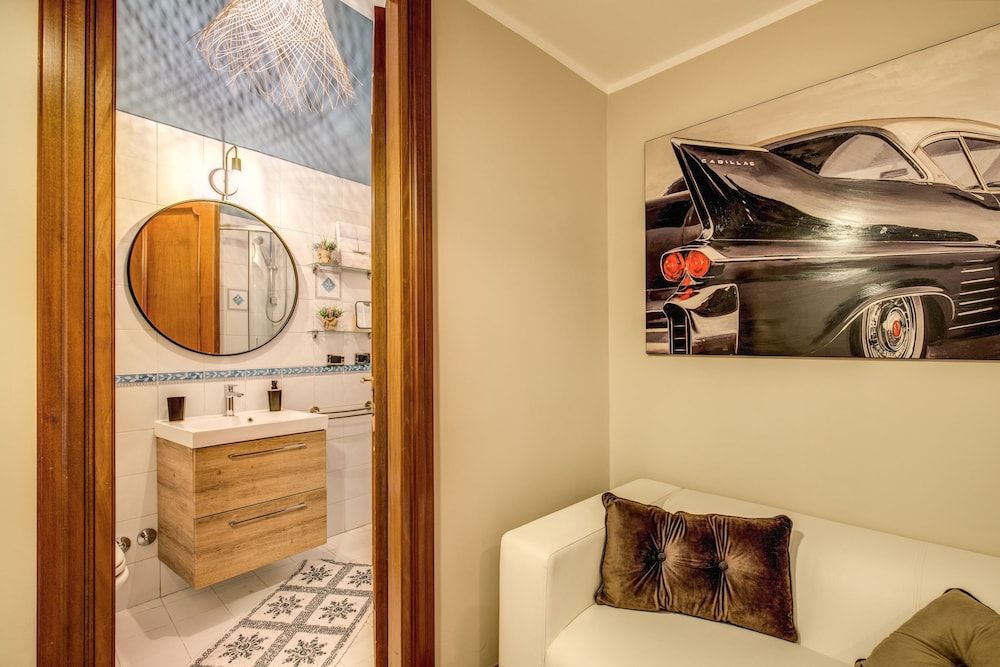 Spanish Steps Miracle Suite Deluxe Suite, 3 Bedrooms, 2 Bathrooms 16