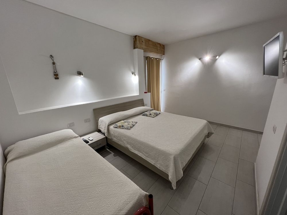 Al Mare da Francesca Quadruple Room (Sofi) 4