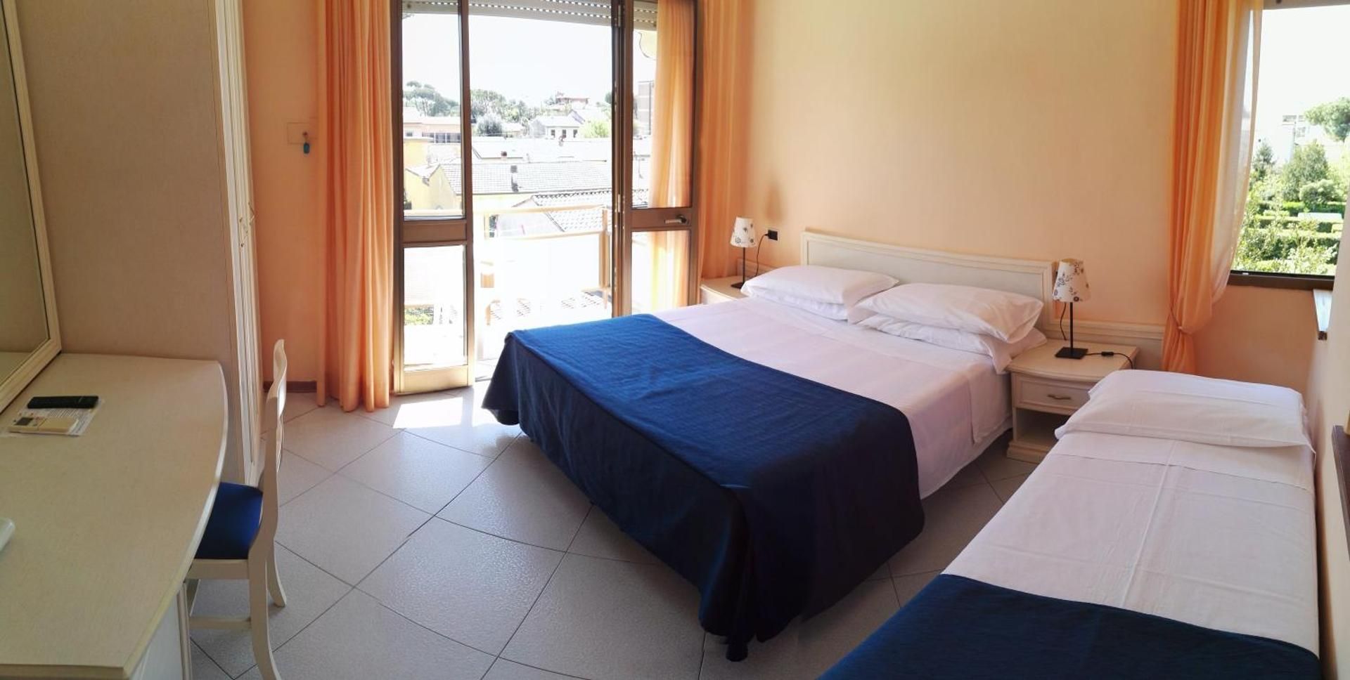 Triple Room with Balcony