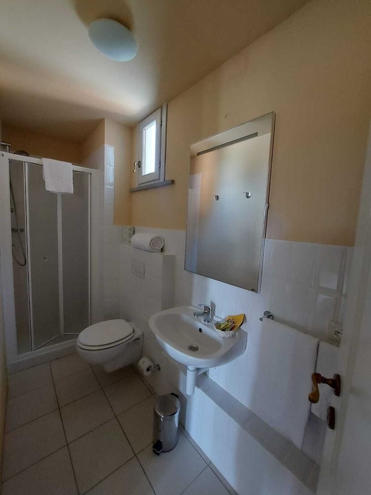 Le Sodole Country Resort & Golf Business Room 3