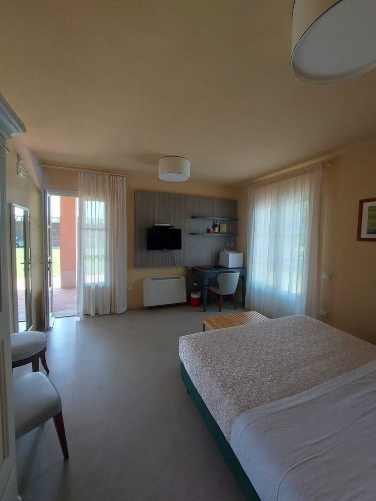 Le Sodole Country Resort & Golf Business Room