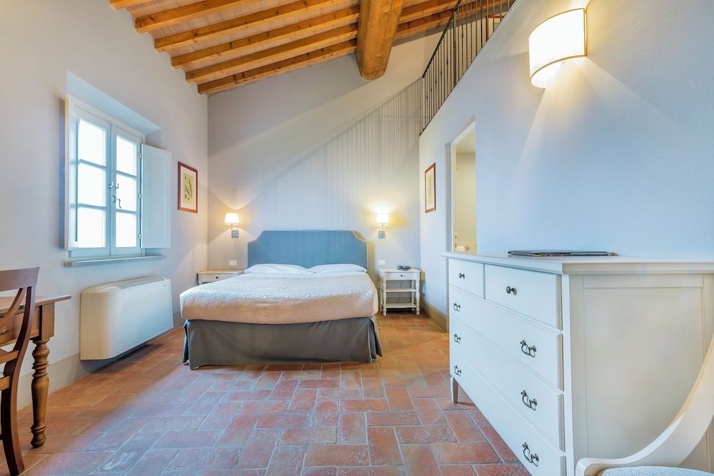 Le Sodole Country Resort & Golf Apartment for Six Guests 2