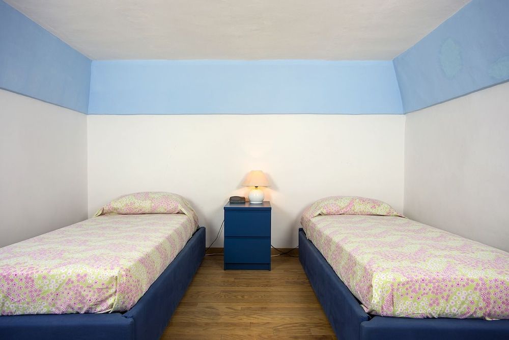 Triple Room, Shared Bathroom