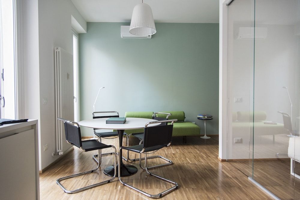 Brera Apartments in City Center Appartamento con 2 camere da Letto e Terrazzo, Via Nerino 5 15