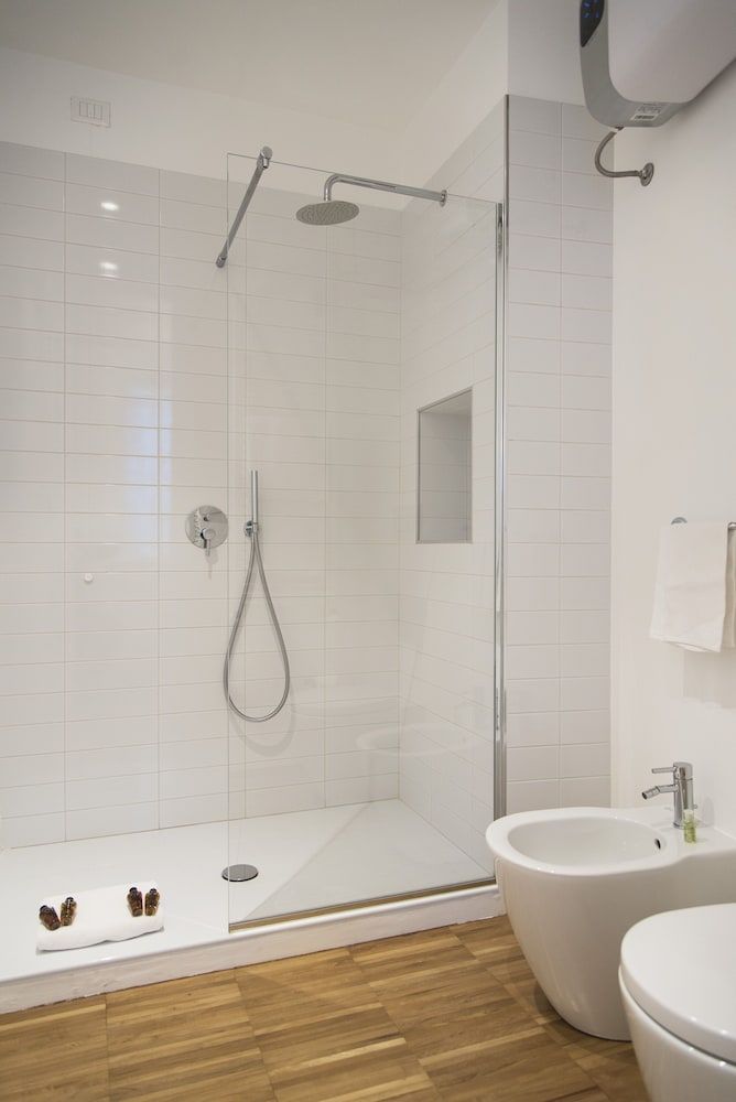 Brera Apartments in City Center Appartamento con 2 camere da Letto e Terrazzo, Via Nerino 5 9