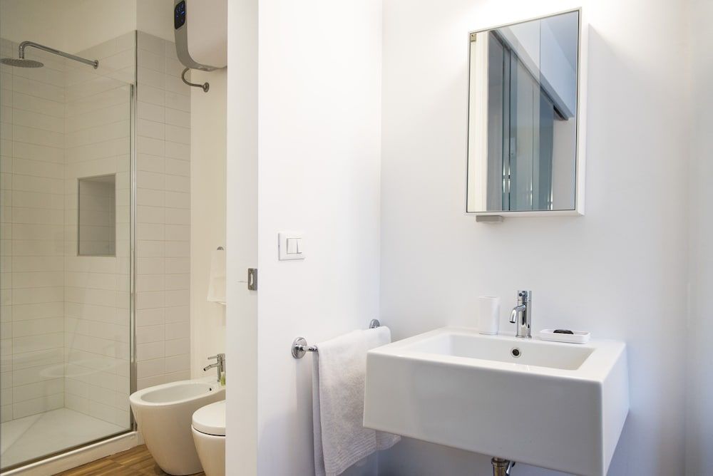 Brera Apartments in City Center Appartamento con 2 camere da Letto e Terrazzo, Via Nerino 5 12