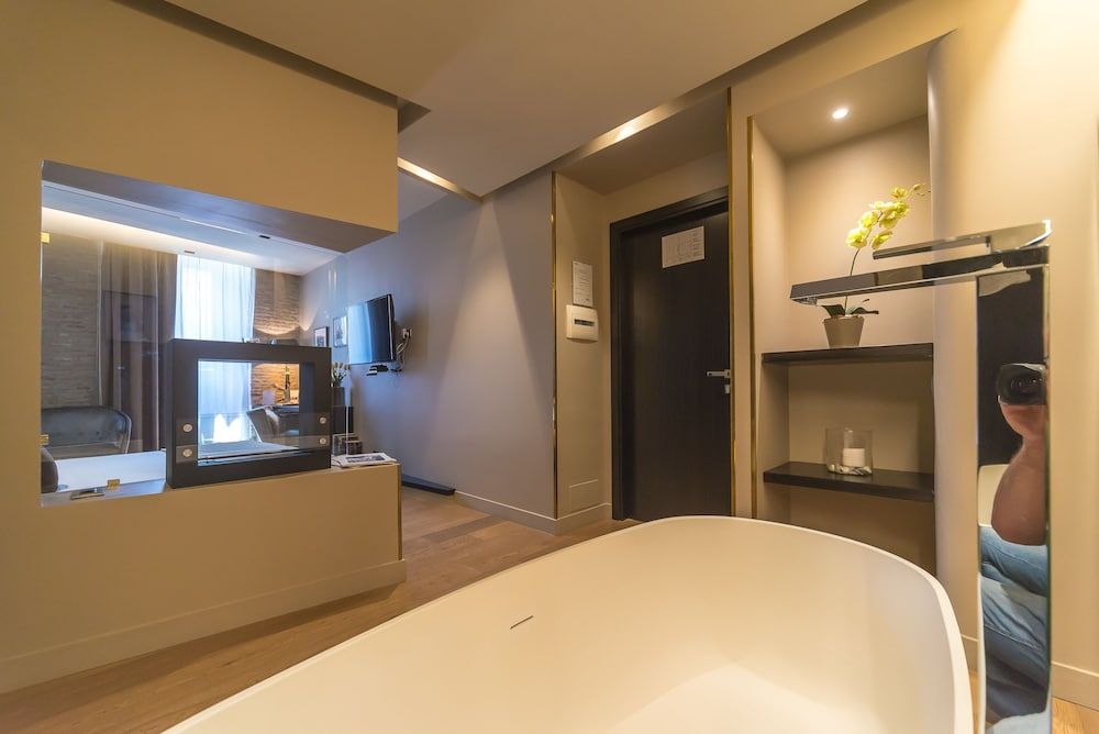 undefined Campo Marzio Luxury Suites 9