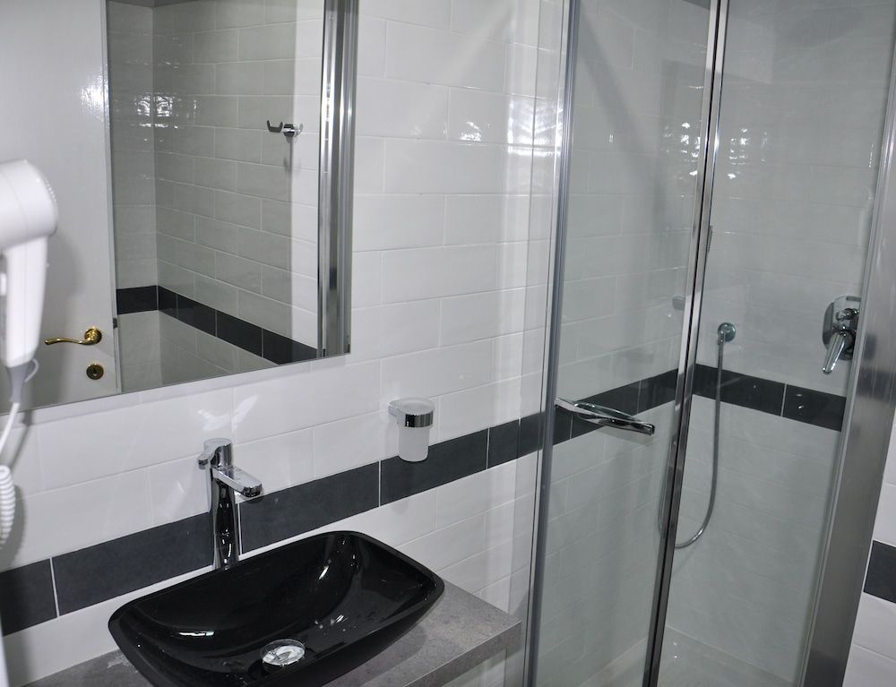 Firenze 32 Double Room 10