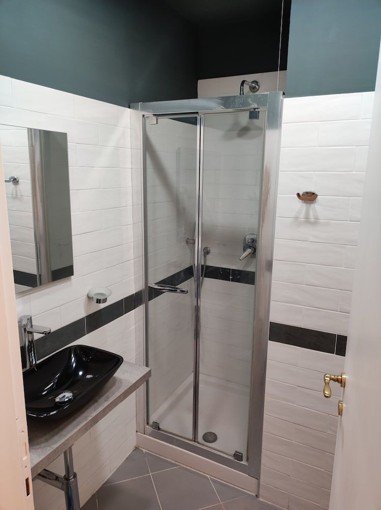 Firenze 32 Double Room 12