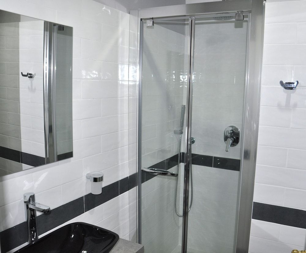 Firenze 32 Double Room 9