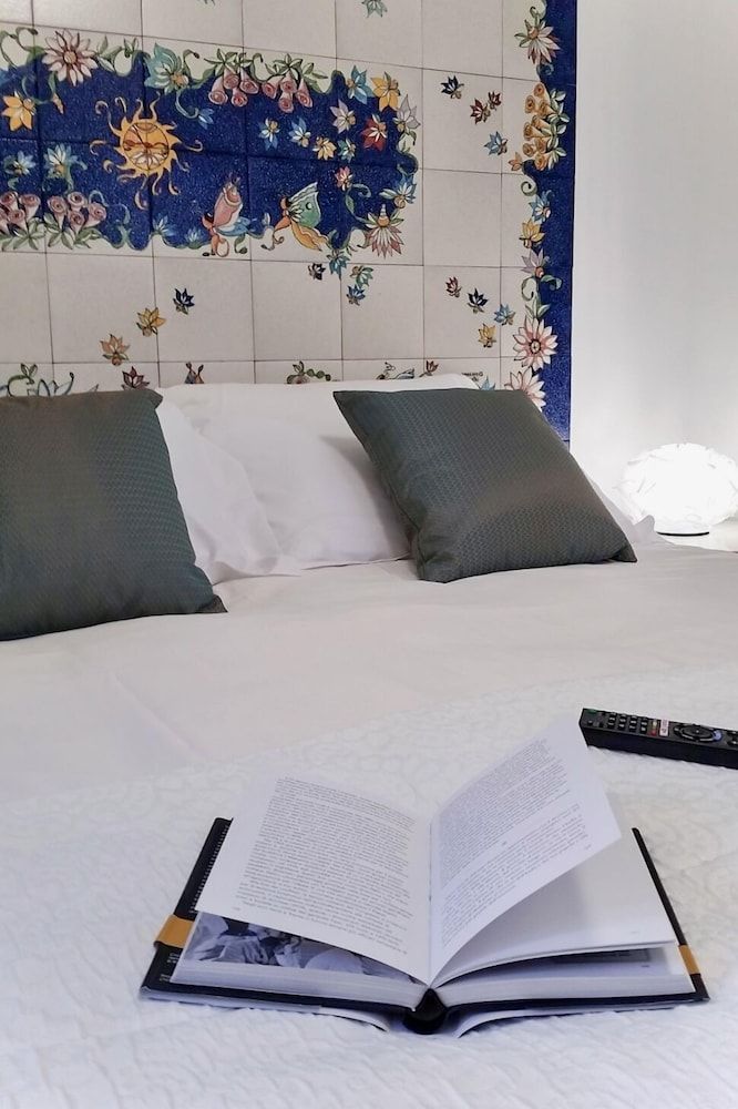 Standard Double Room, Garden View