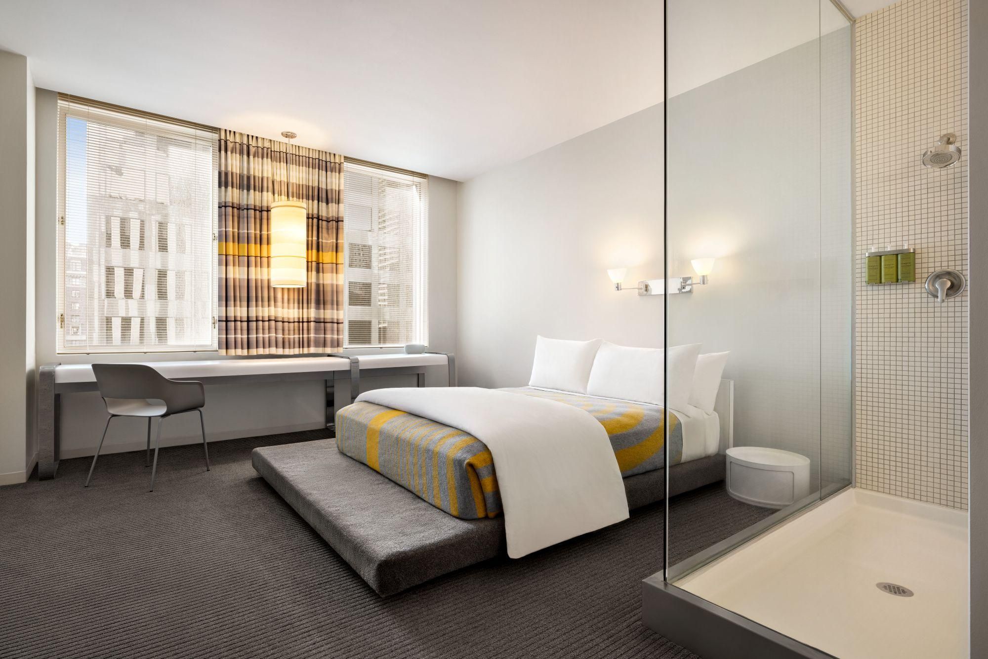 The Delphi Hotel Select Queen