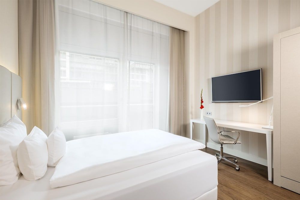 undefined NH Collection Berlin Mitte Friedrichstrasse 4