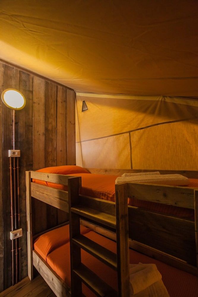 Family Tent, Multiple Beds